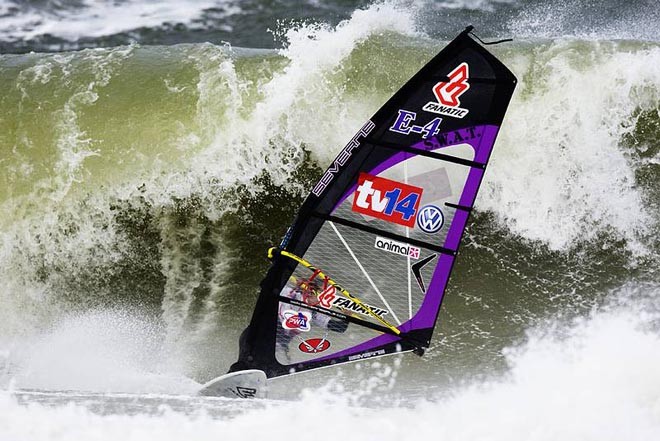 Nayra Alonso - 2009 PWA Colgate World Cup ©  John Carter / PWA http://www.pwaworldtour.com